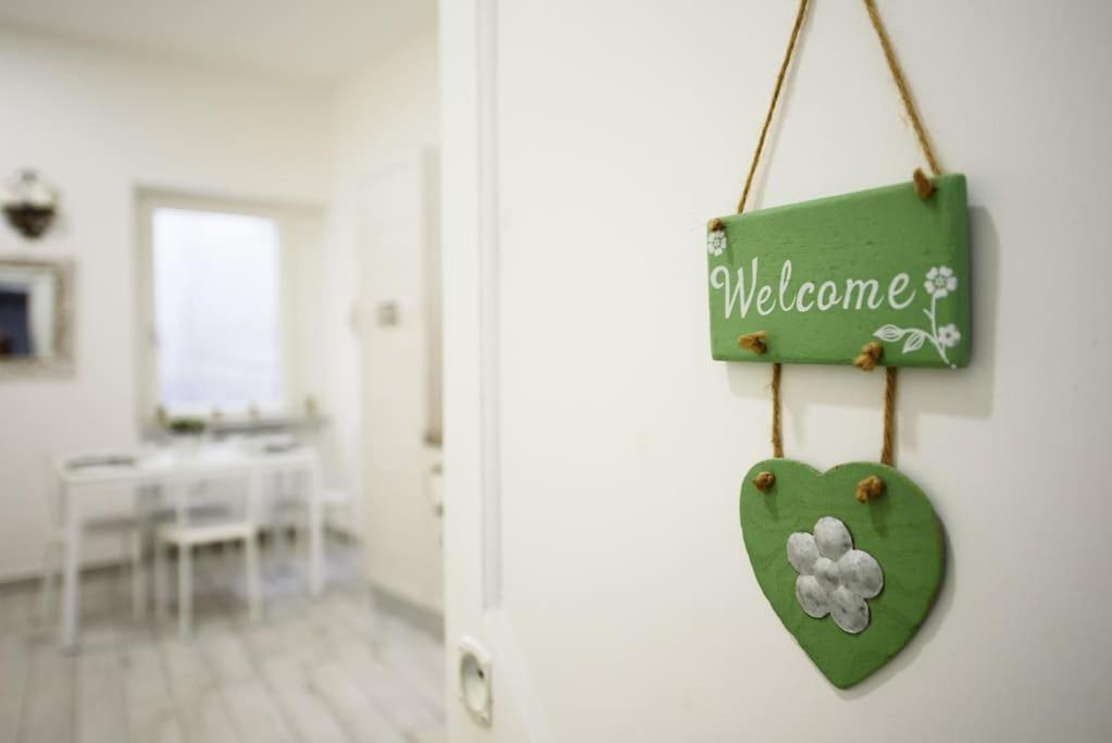 Apartament A Due Passi Da Toledo Neapol Zewnętrze zdjęcie