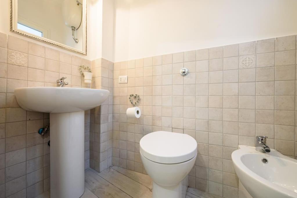 Apartament A Due Passi Da Toledo Neapol Zewnętrze zdjęcie